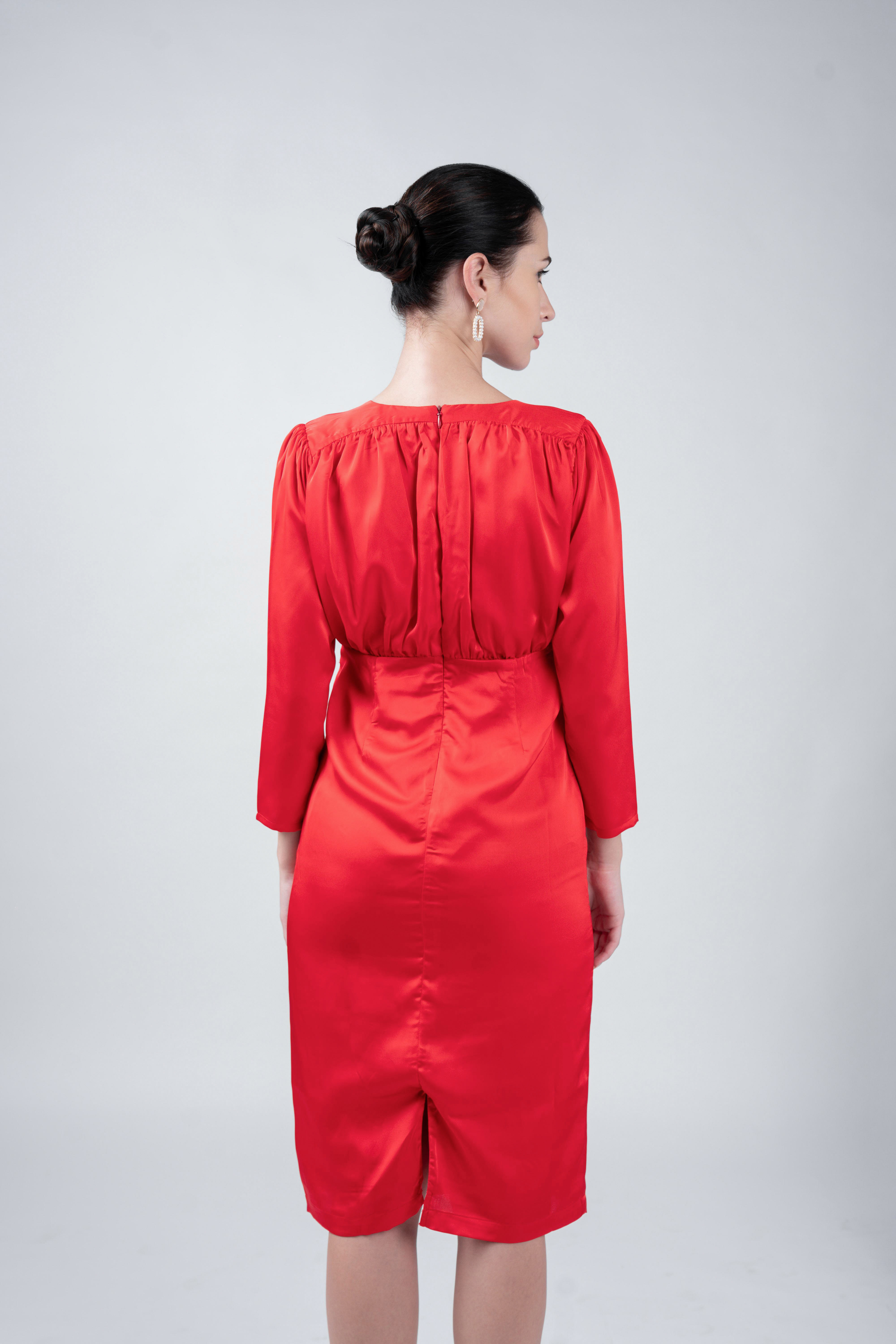 Gathered Fitted Calf Length Dress Red -3