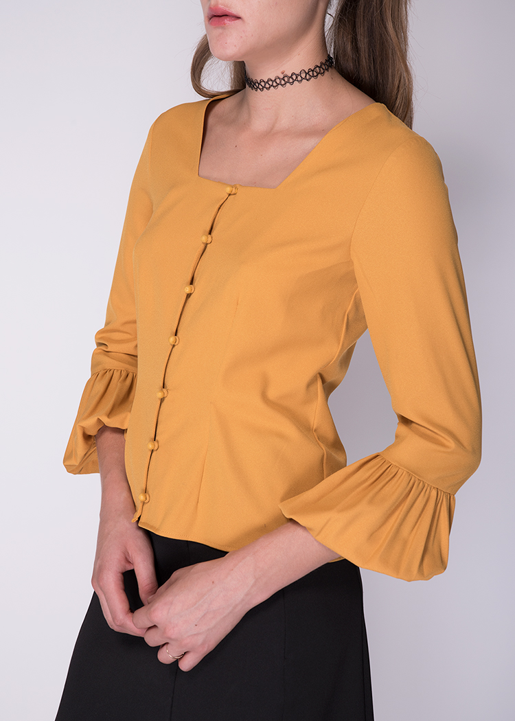 Front Buttons Puffed Top -3
